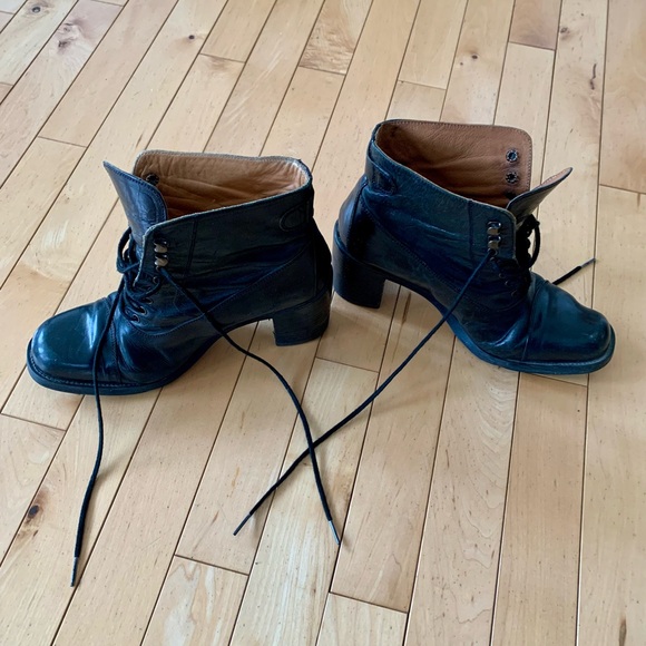 Women's Black Leather Ankle Boots - Picture 3 of 6